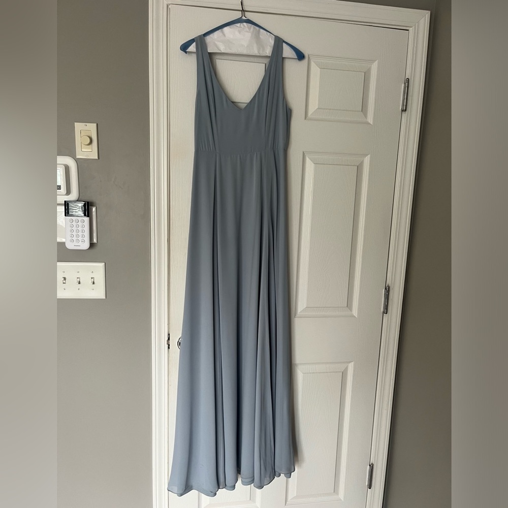 Show me your mumu size medium bridesmaids dress.